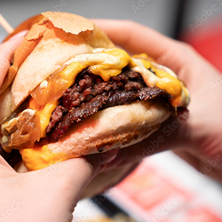 大阪市旭区千林のバーガーとワッフル持ち帰り専門店STACKS 525(スタック525)