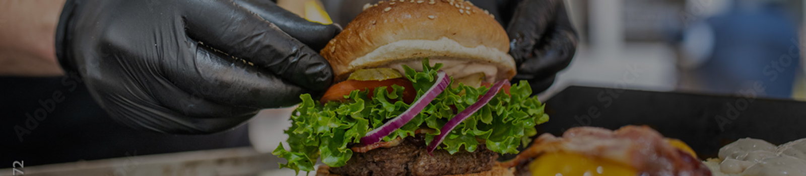 大阪市旭区千林のバーガーとワッフル持ち帰り専門店STACKS 525（スタック525）のハンバーガー画像